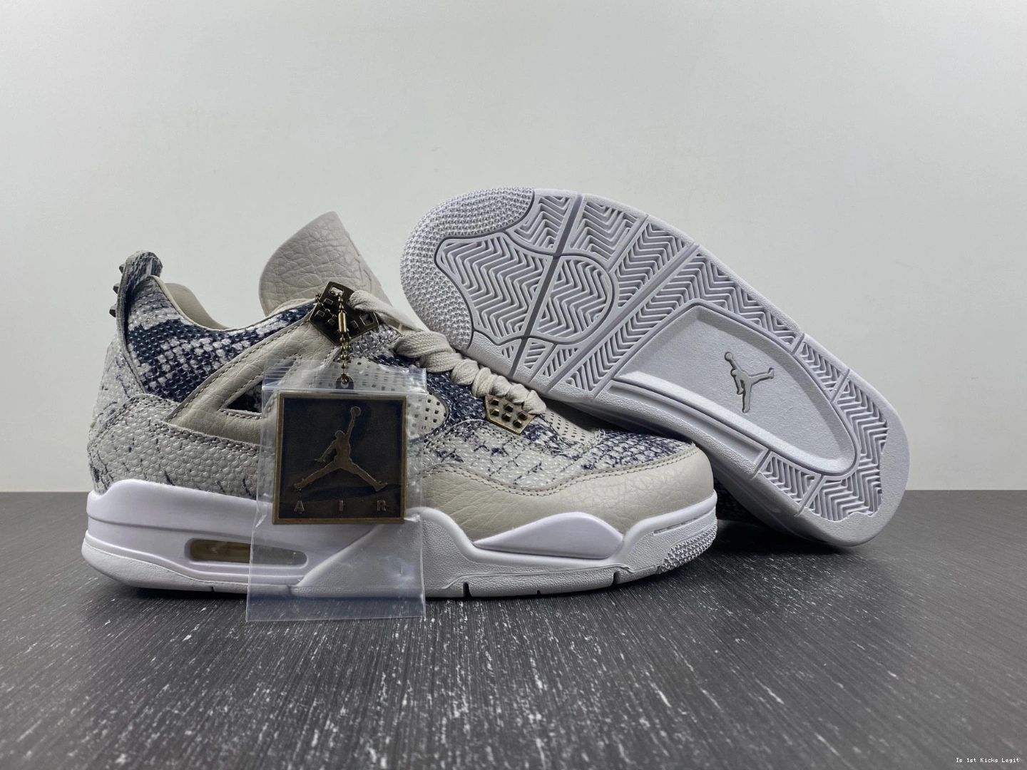 Retro - Jordan 4 Snakeskin 819139-030 0405
